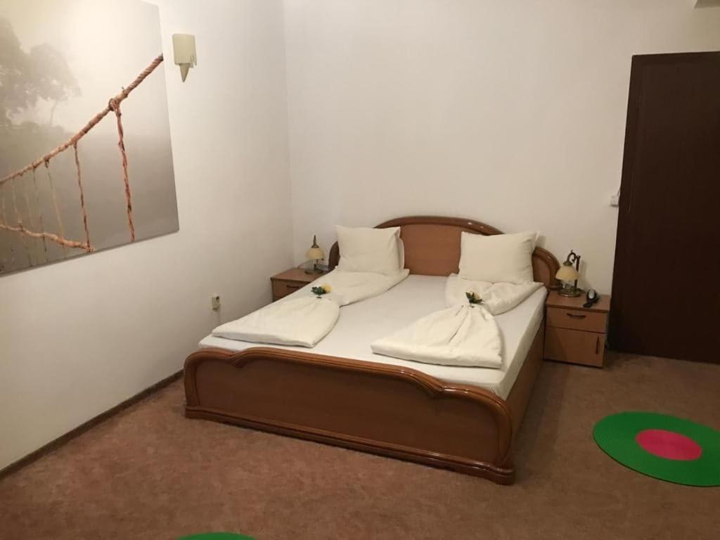 诺布勒斯酒店 布加勒斯特 外观 照片